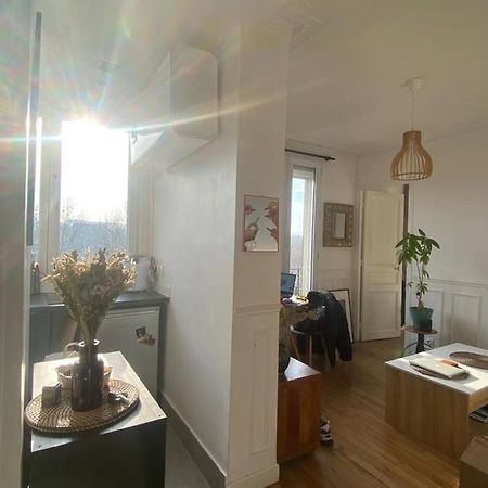 Appartement Ensoleille, Central Et Tout Equipe Avec Vue Tour Eiffel Et Pantheon Paris Extérieur photo