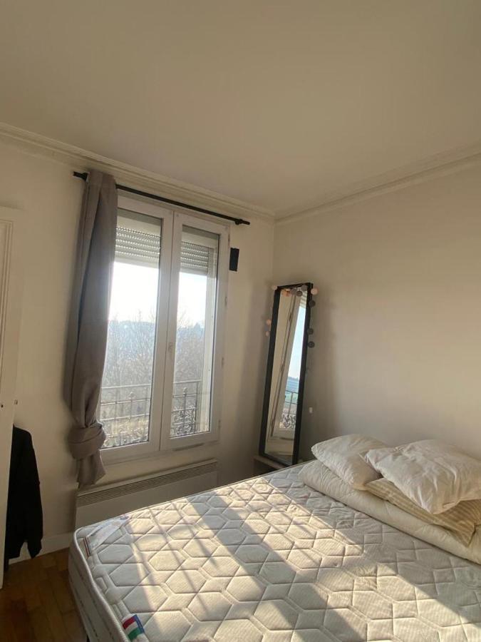 Appartement Ensoleille, Central Et Tout Equipe Avec Vue Tour Eiffel Et Pantheon Paris Extérieur photo
